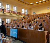 Der HAM-Nat-Test 2023 hat unter anderem in den Hörsälen auf dem Campus der Universitätsmedizin Magdeburg stattgefunden.